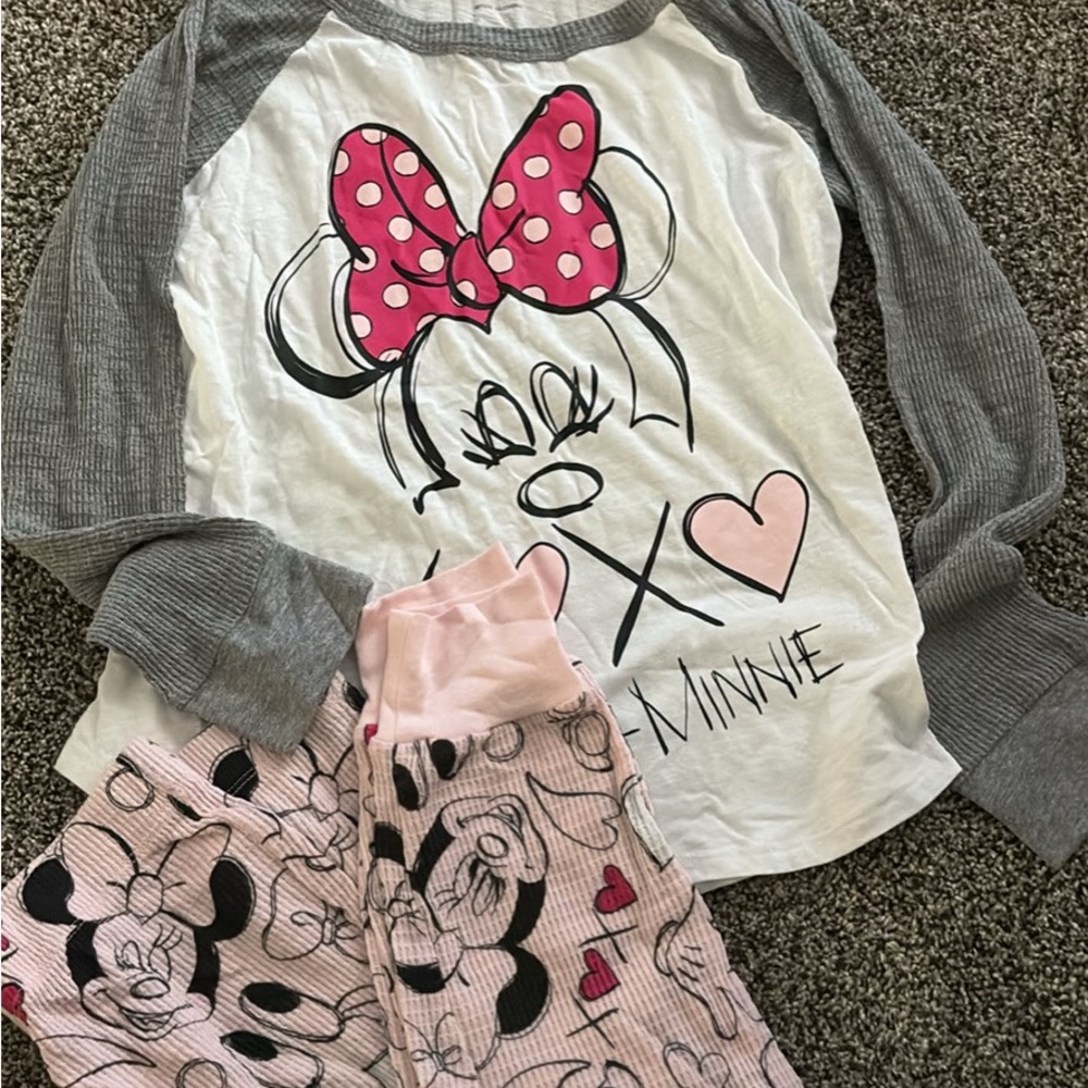 Disney Minnie Mouse Pajama Set - White, Pink, and Gray